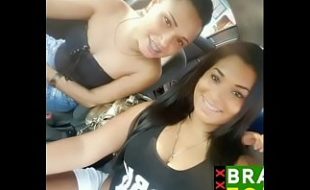 Vai novinha mete ate gozar nesta suruba