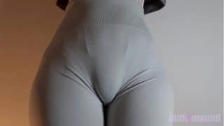 Bucetuda provando calças Leggings igual youtuber